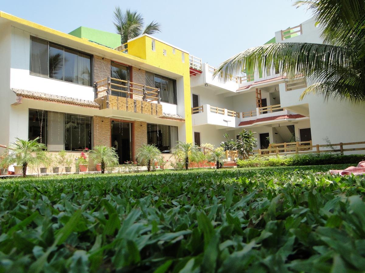Resort Ruturaj Inn Alibaug Exterior foto