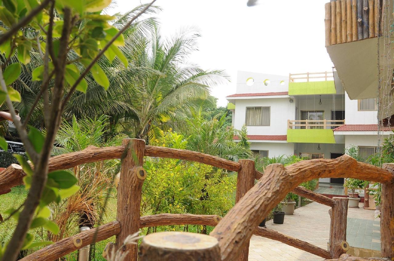 Resort Ruturaj Inn Alibaug Exterior foto