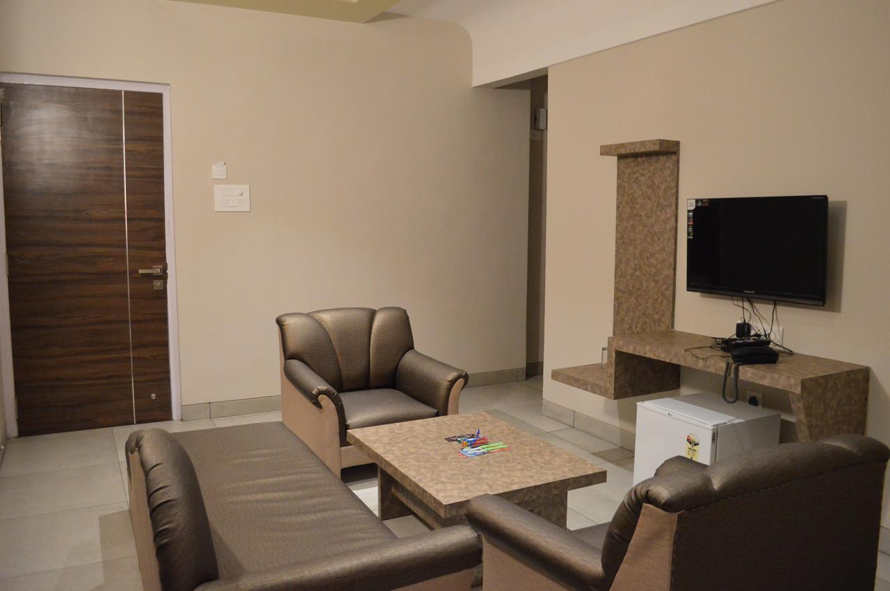 Resort Ruturaj Inn Alibaug Exterior foto